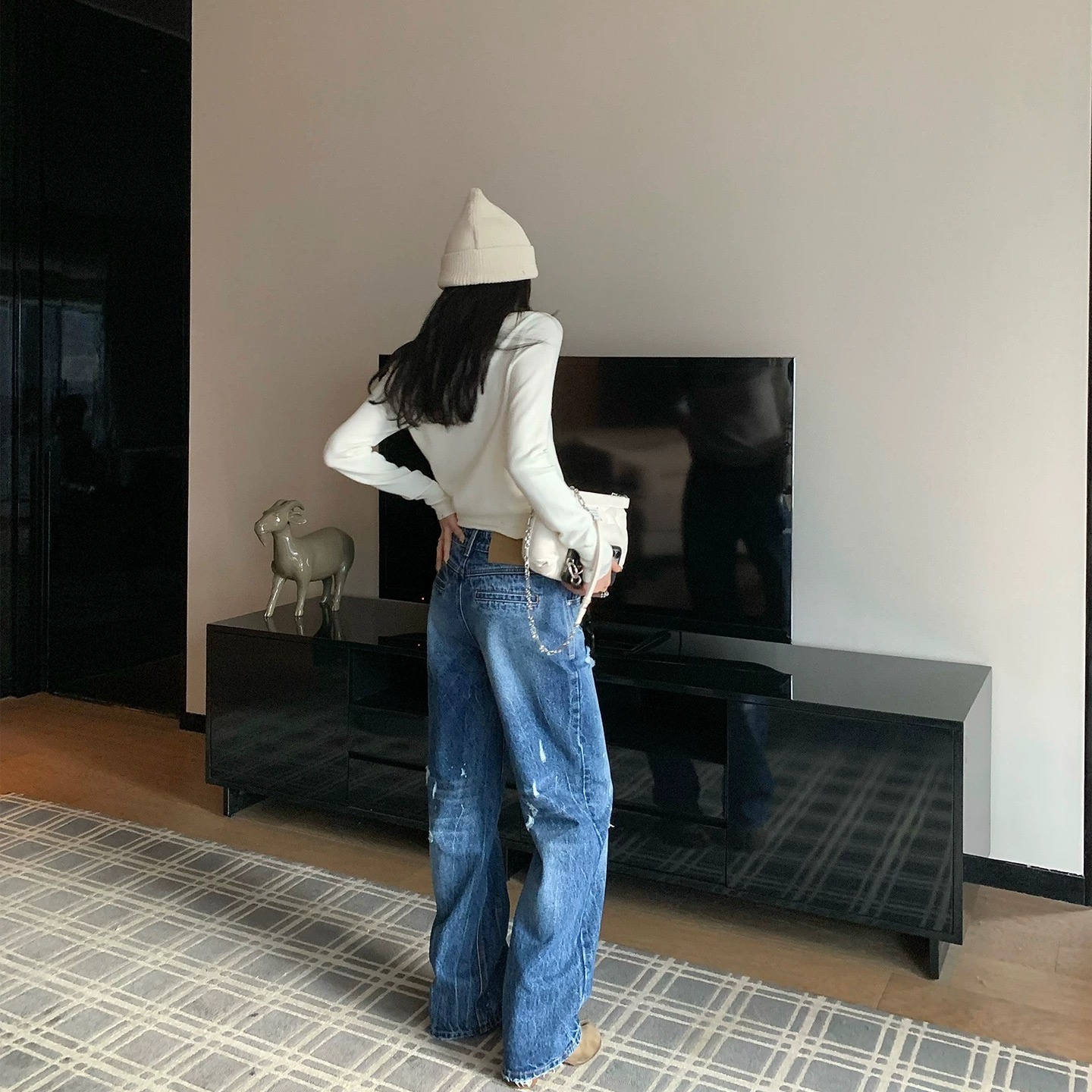 區區歐陽破洞潑墨牛仔褲女春季新款寬松直筒拖地長褲做舊復古褲子