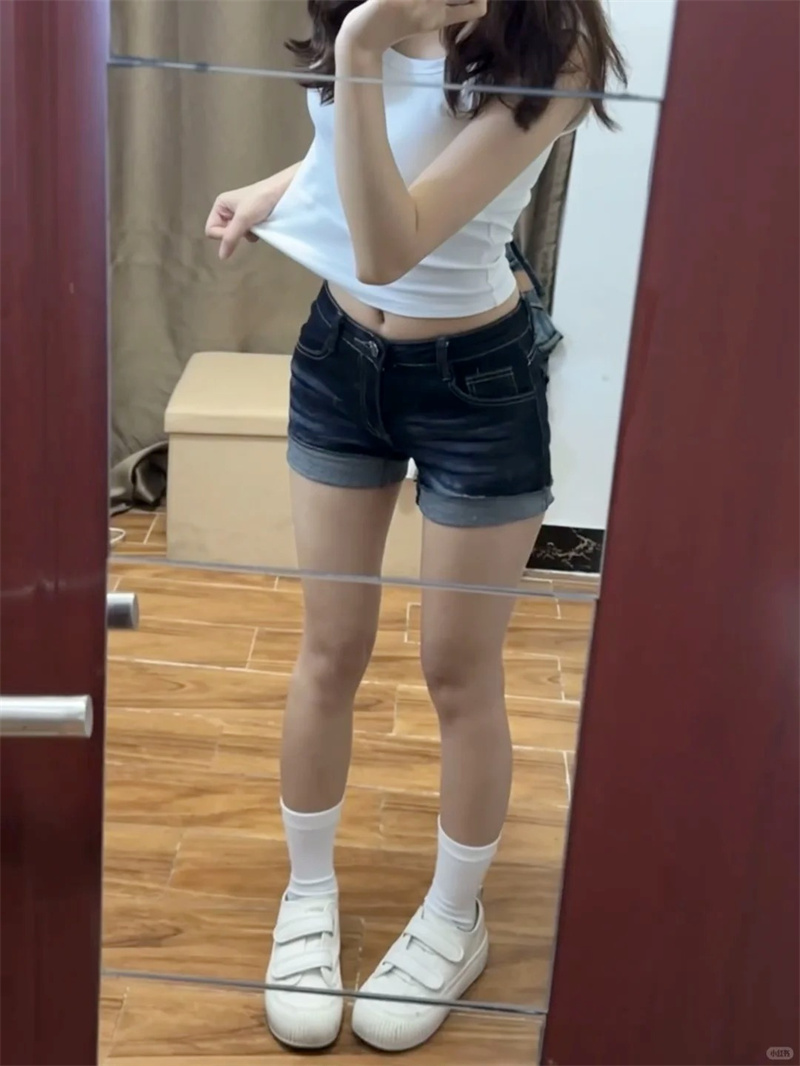 小個子辣妹高腰顯瘦牛仔超短褲女夏季新款深藍色設計感卷邊熱褲子