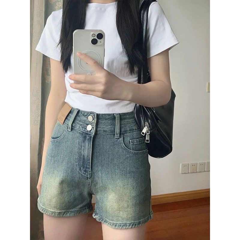 小個子美式黑色鉚釘牛仔短褲女夏季設計感辣妹低腰a字褲包臀熱褲