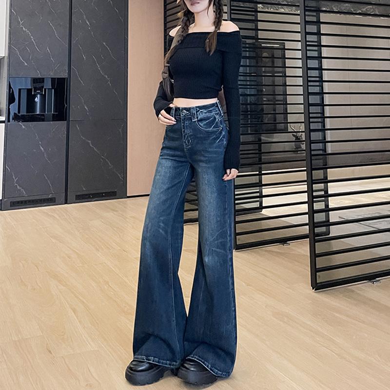 實拍2025冬季新款不貼腿微喇褲彈力小個子牛仔褲女小修身喇叭褲