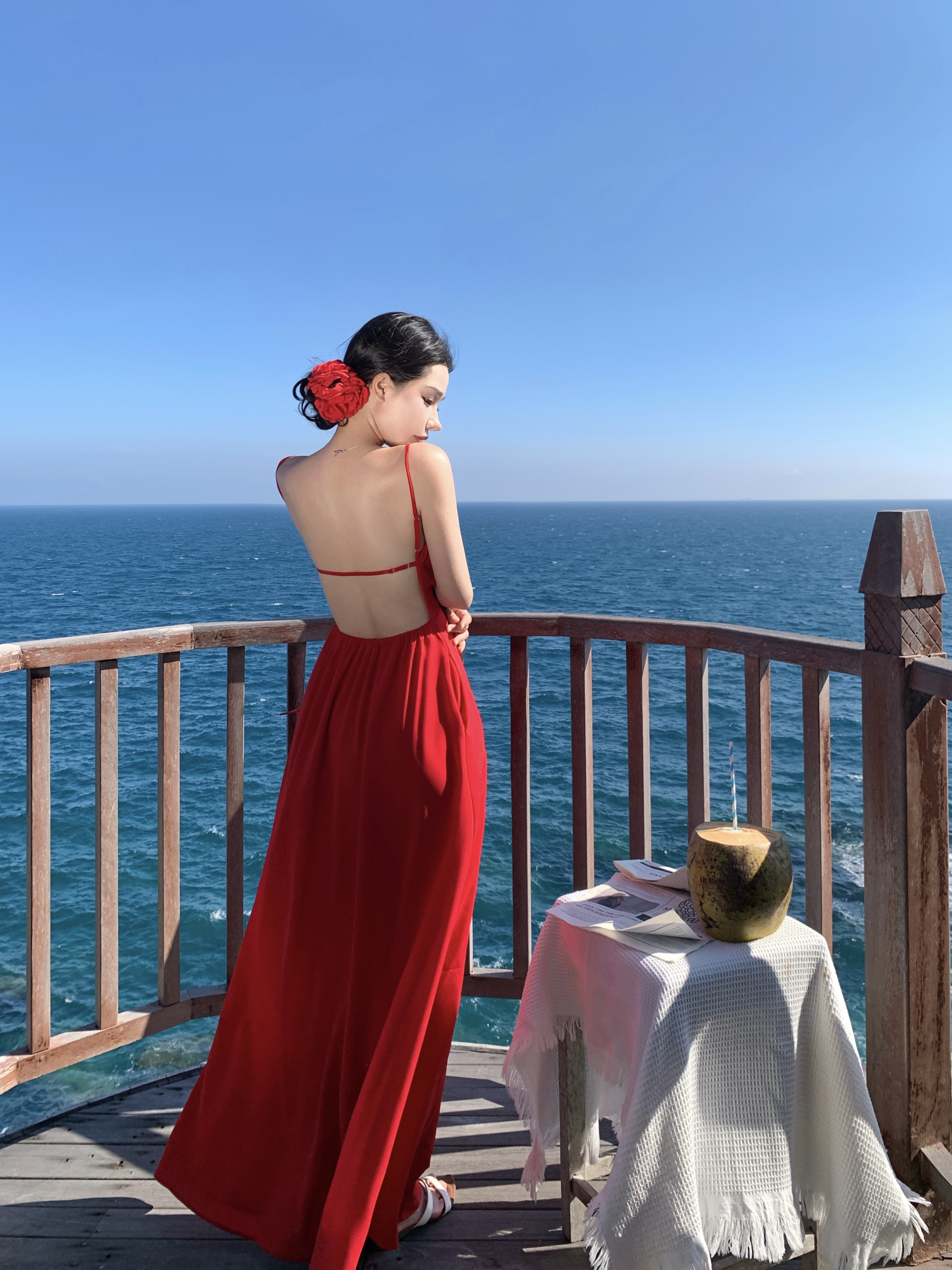 高級感紅色露背度假吊帶連衣裙夏季辣妹性感顯瘦大擺長裙