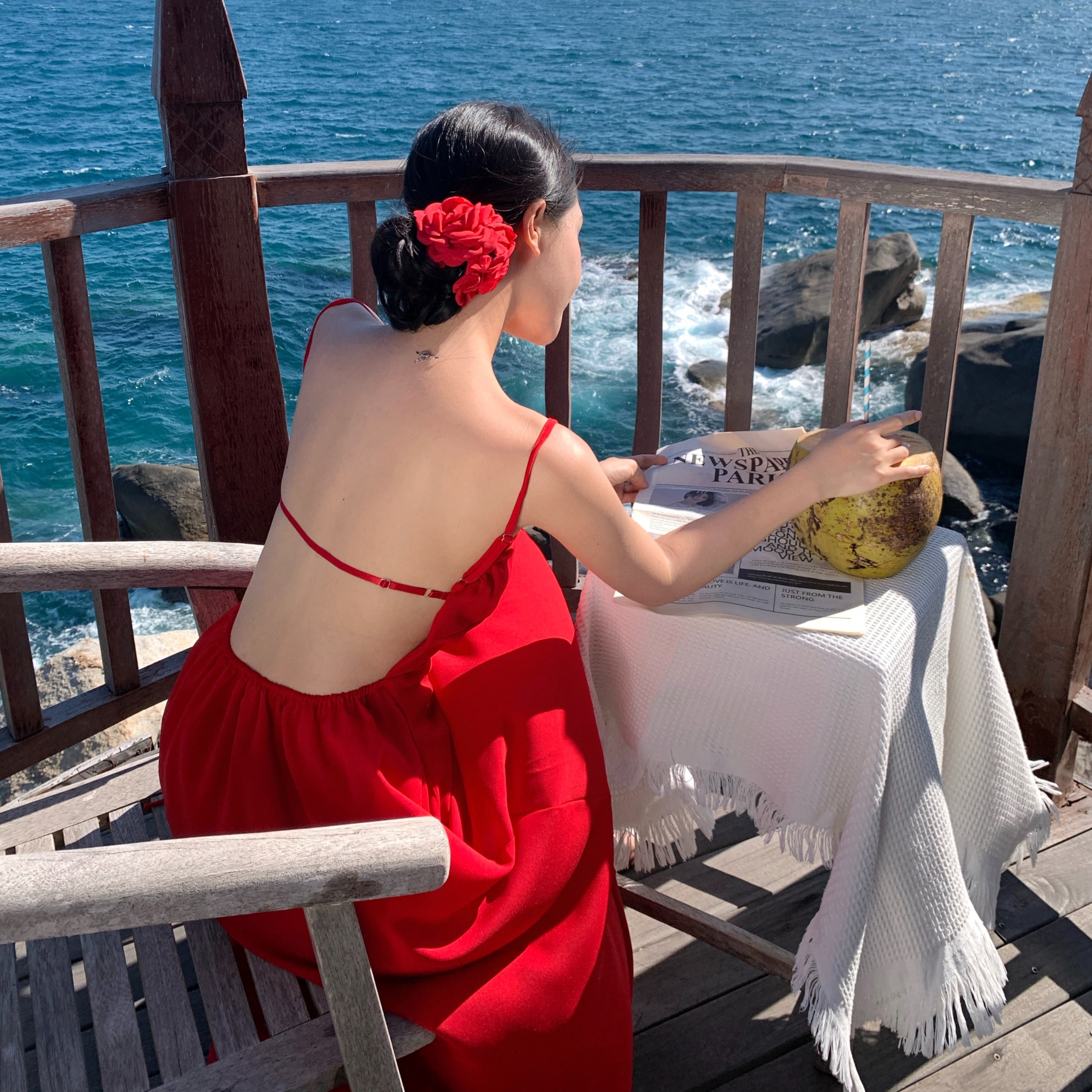 高級感紅色露背度假吊帶連衣裙夏季辣妹性感顯瘦大擺長裙