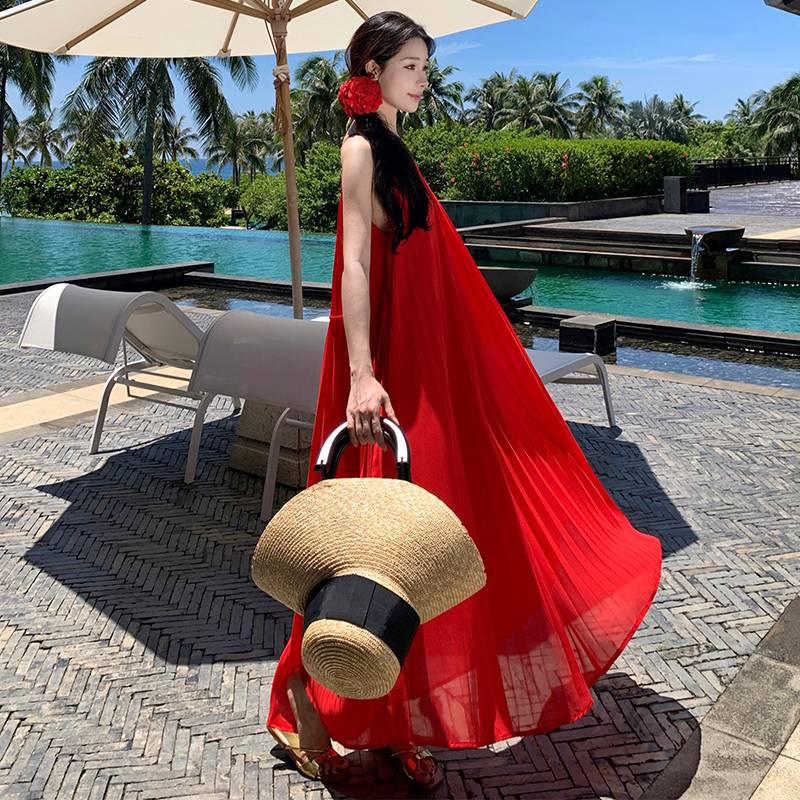 海邊度假沙灘紅色多巴胺吊帶連衣裙