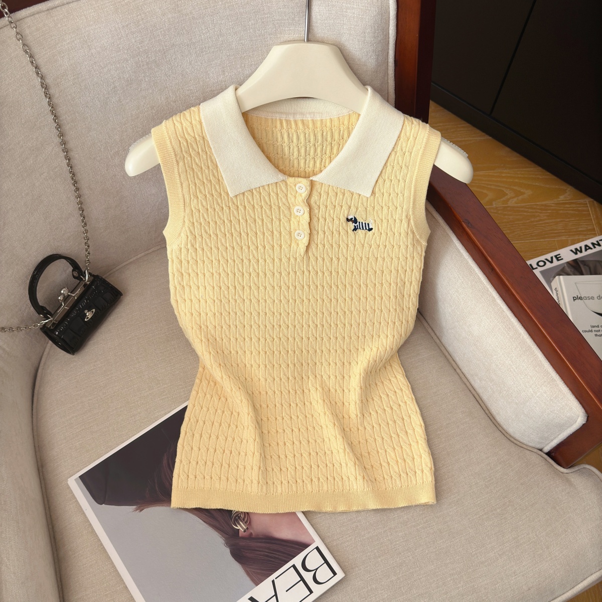 實拍工藝刺繡洋氣減齡無袖針織上衣女夏季新款polo領學院風背心