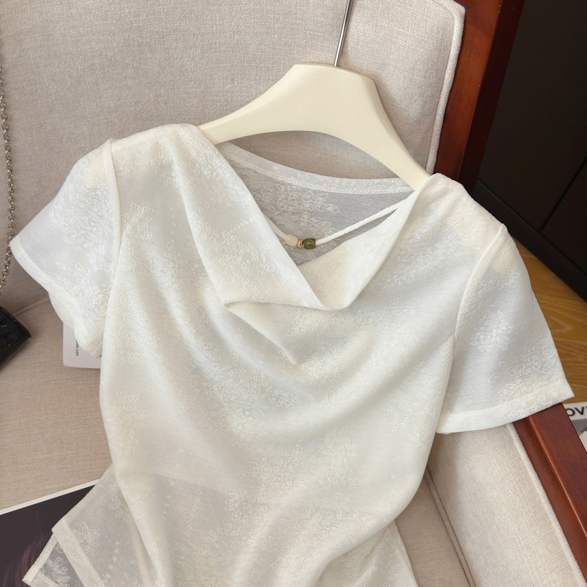 實拍工藝提花不規則顯瘦短袖女夏季新款韓系外穿顯瘦溫柔上衣小衫