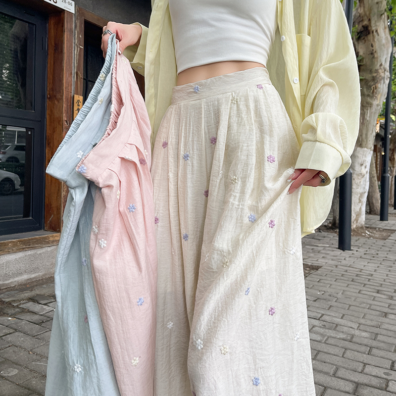 實拍慵懶風花朵刺繡休閑亞麻闊腿褲女2025夏季新款寬松顯瘦直筒褲