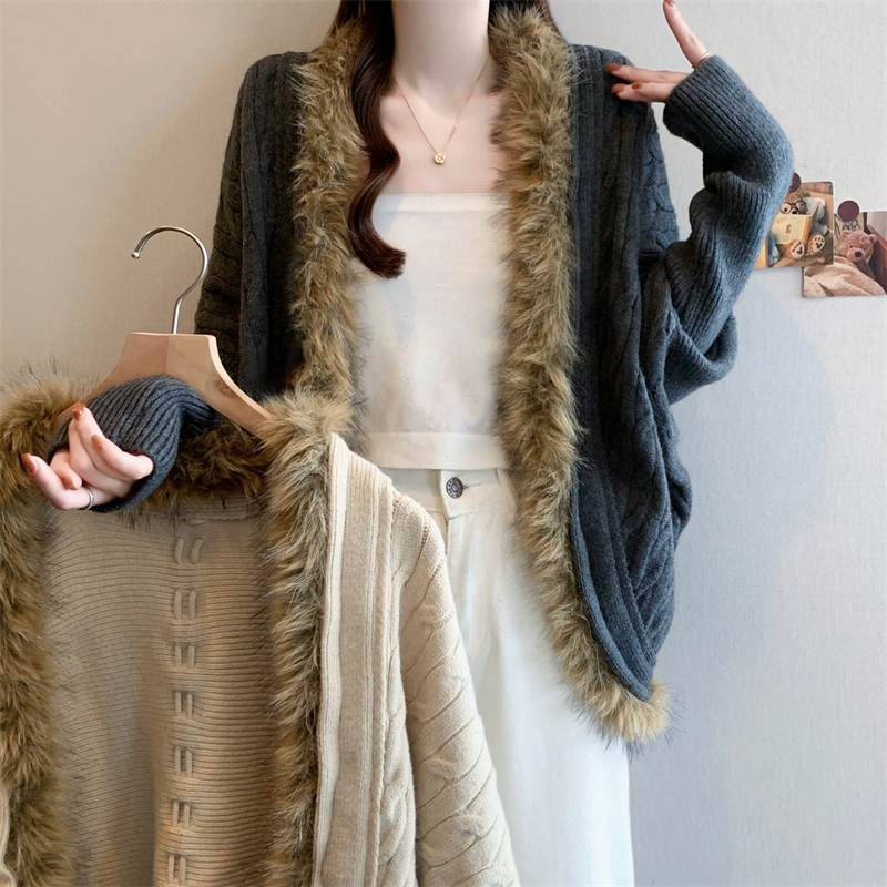 MY14700# 新款胖妹妹显瘦外披开衫毛衣针织衫毛领长袖女装上衣女裝貨源...
