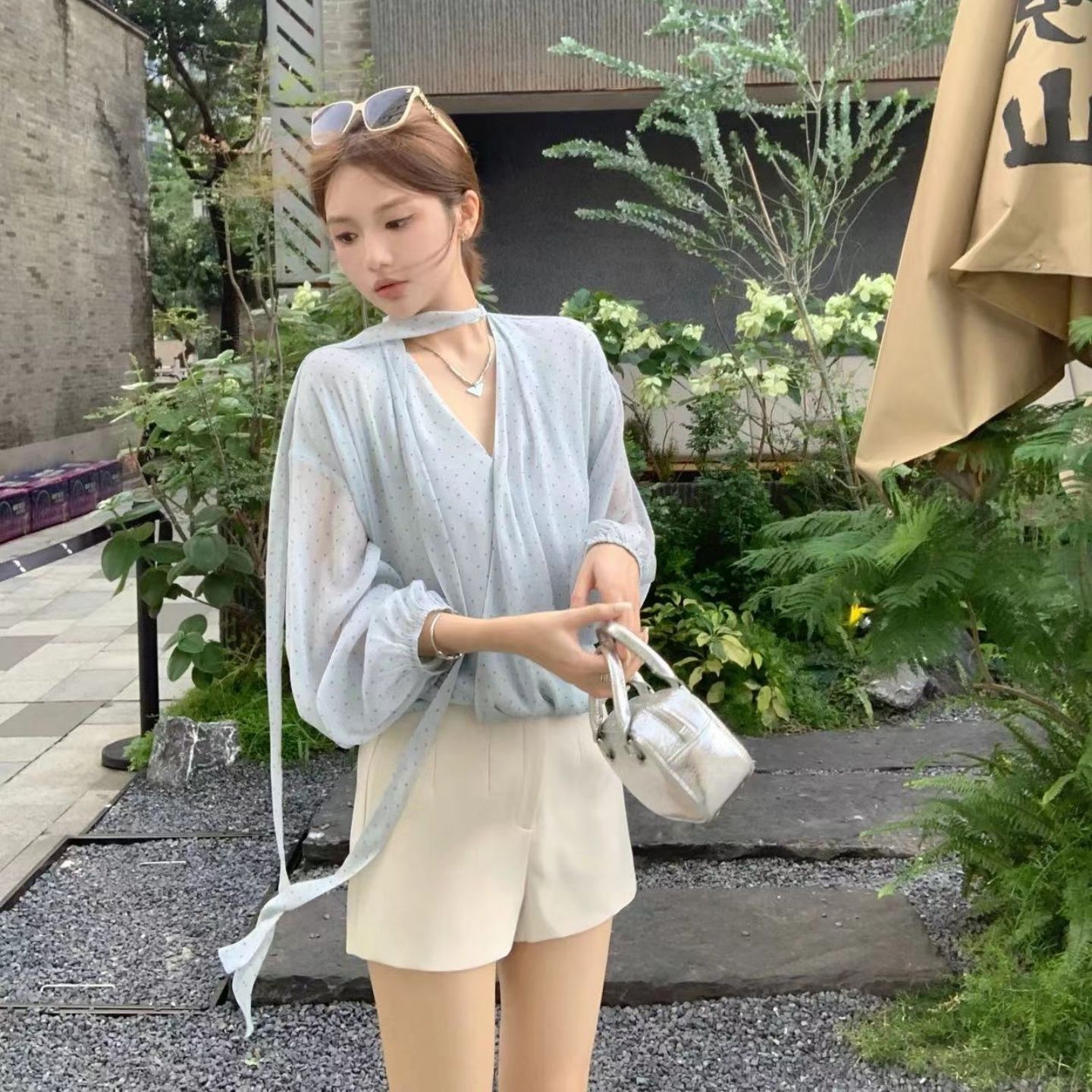 MY16516# 韩系新款温柔水蓝长袖轻奢显瘦夏季波点气质时尚设计感上衣女...