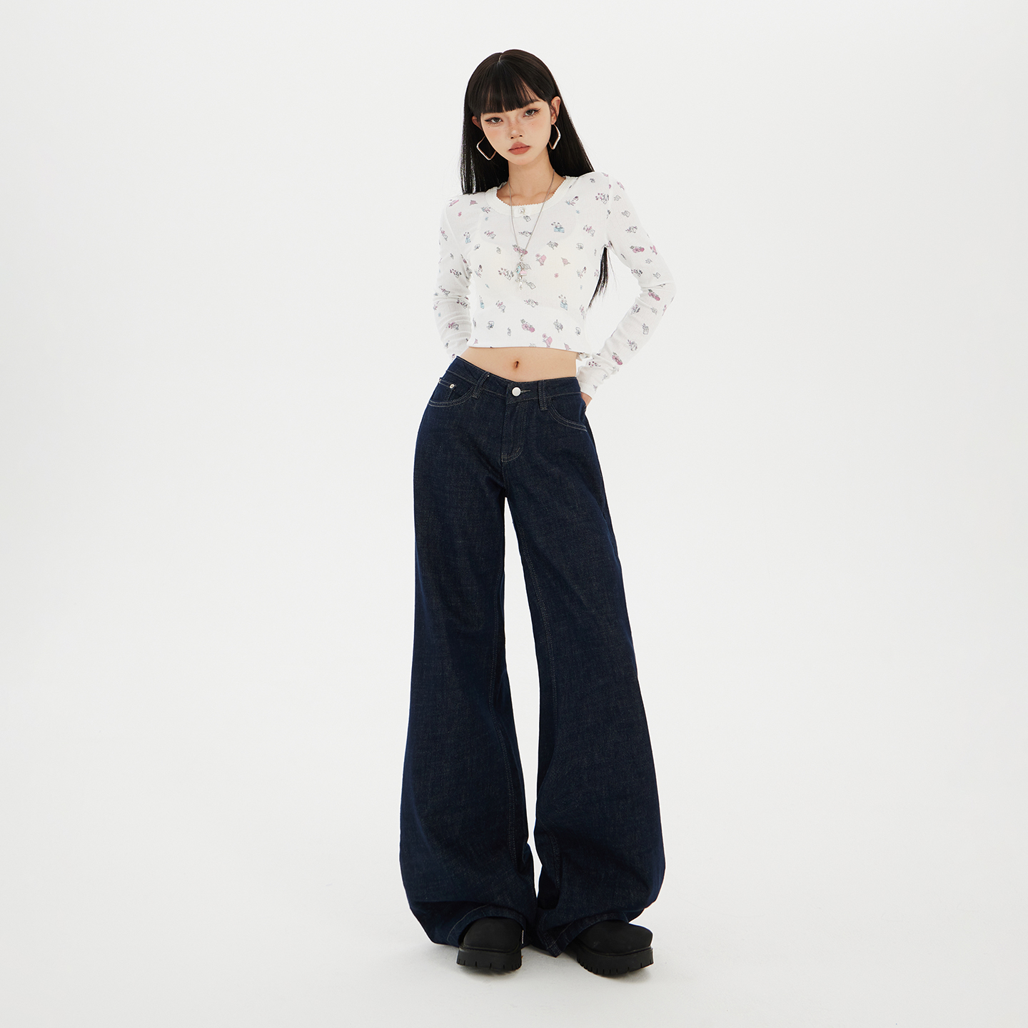 美式復古深色原牛色不貼腿微喇叭牛仔褲2025女秋新款顯瘦喇叭褲子
