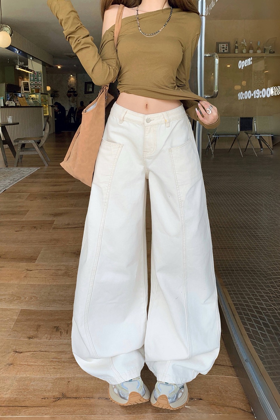 美式復古高腰杏色寬松闊腿褲女秋冬新款百搭彎刀褲牛仔褲女香蕉褲