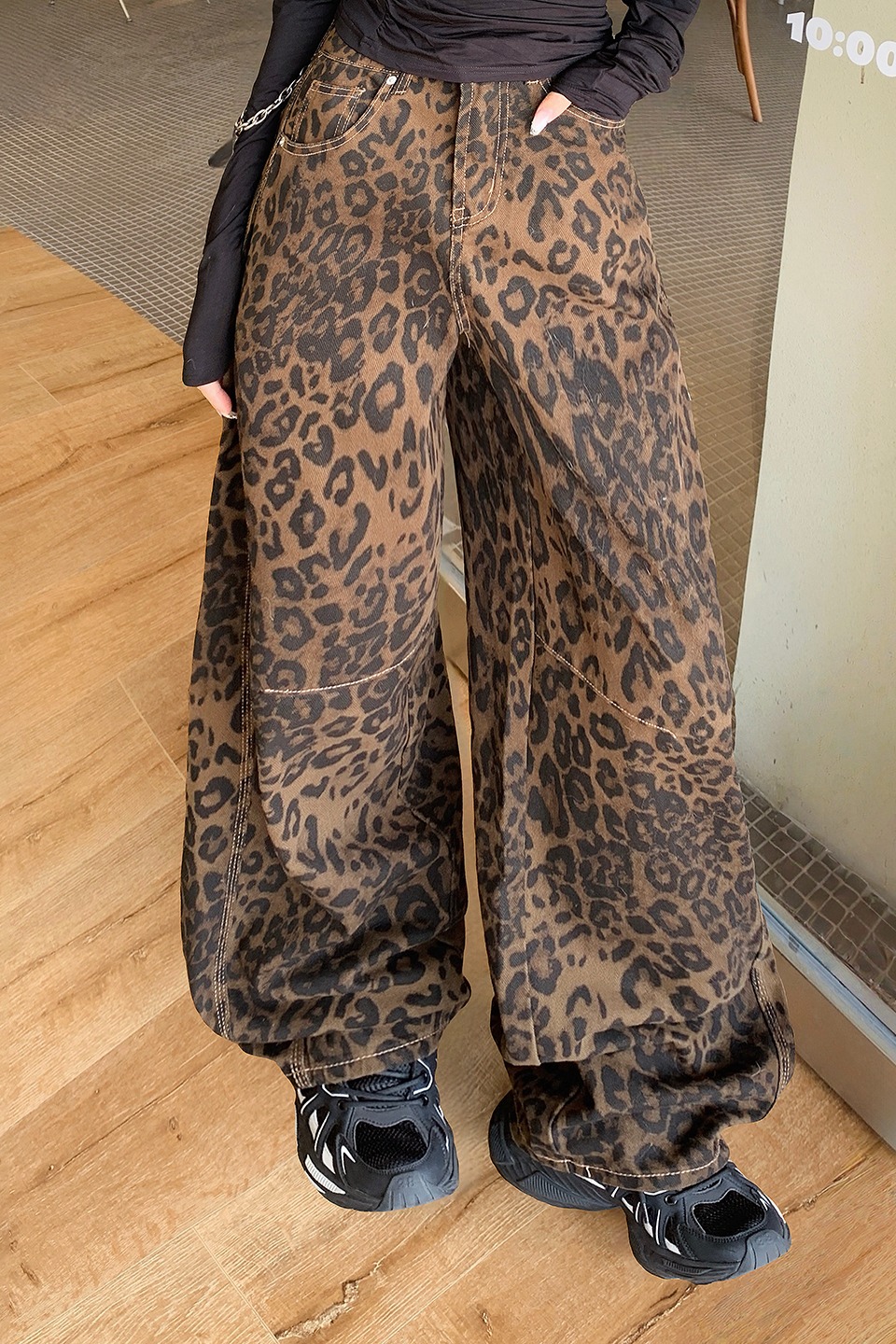 美式復古寬松闊腿褲女2025秋冬新款百搭豹紋彎刀褲小眾鐮刀牛仔褲