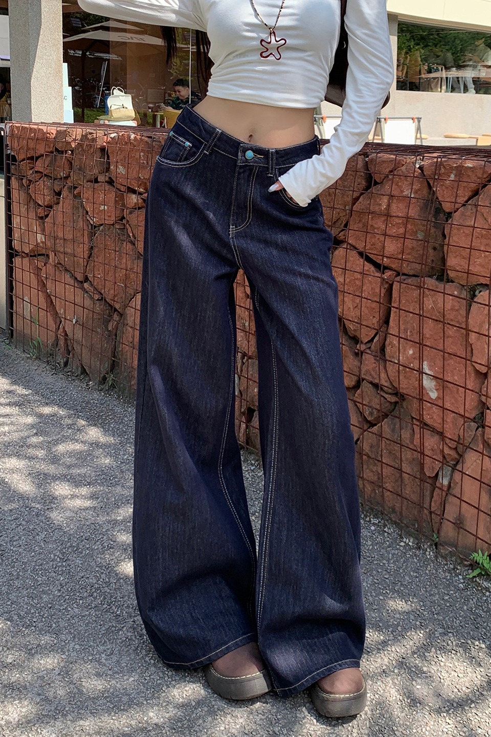 原石紐扣孔雀綠口袋分割設計感女秋寬松防掉色闊腿復古原色牛仔褲
