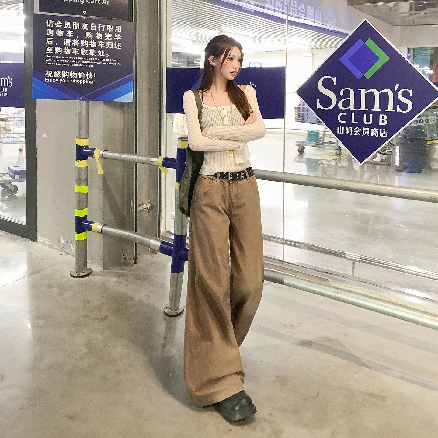 美式復古軍綠色工裝牛仔褲女2025秋季新款低腰直筒寬松垂感闊腿褲