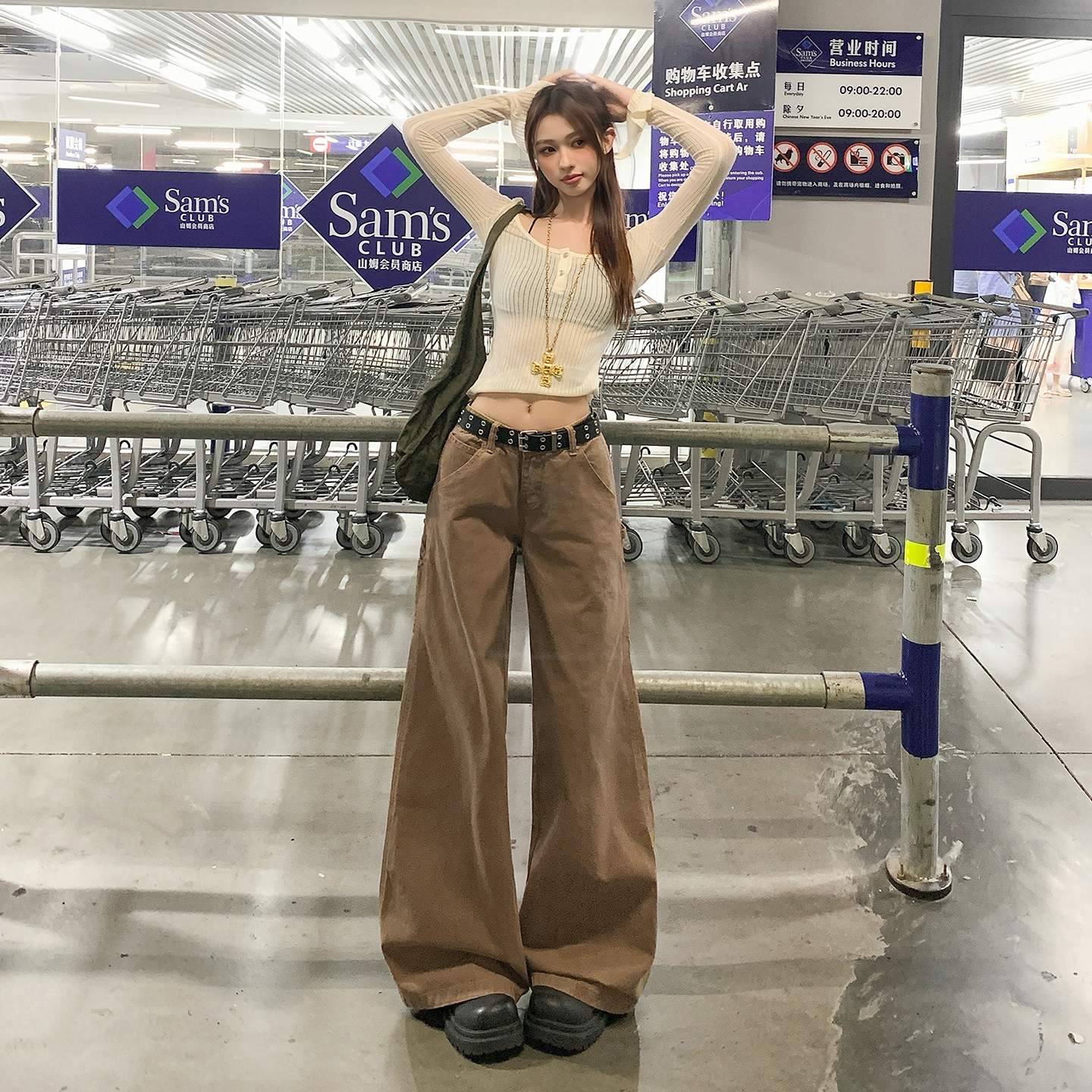美式復古軍綠色工裝牛仔褲女2025秋季新款低腰直筒寬松垂感闊腿褲