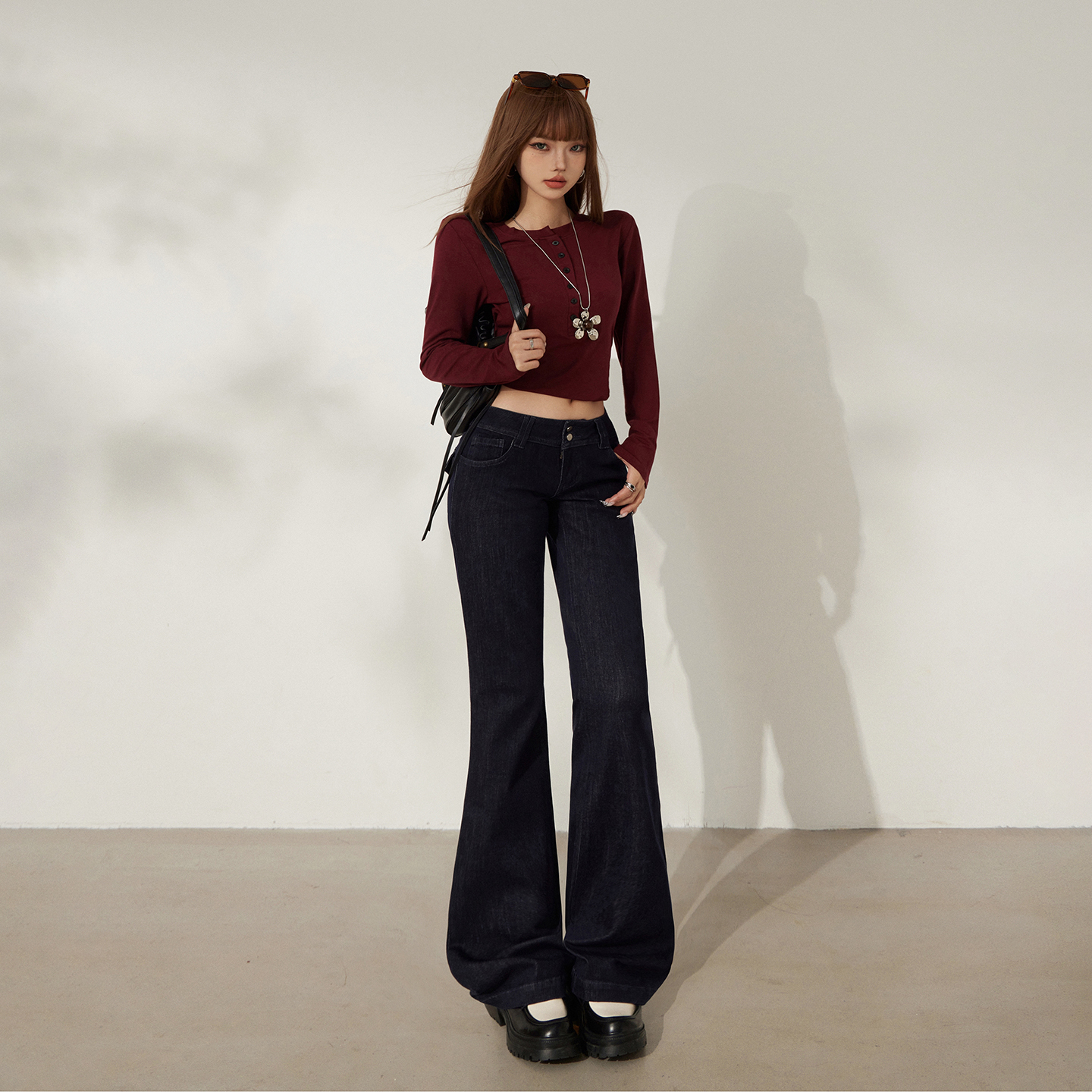 美式復古辣妹低腰雙扣修身喇叭褲女2025秋冬季新款百搭彈力牛仔褲