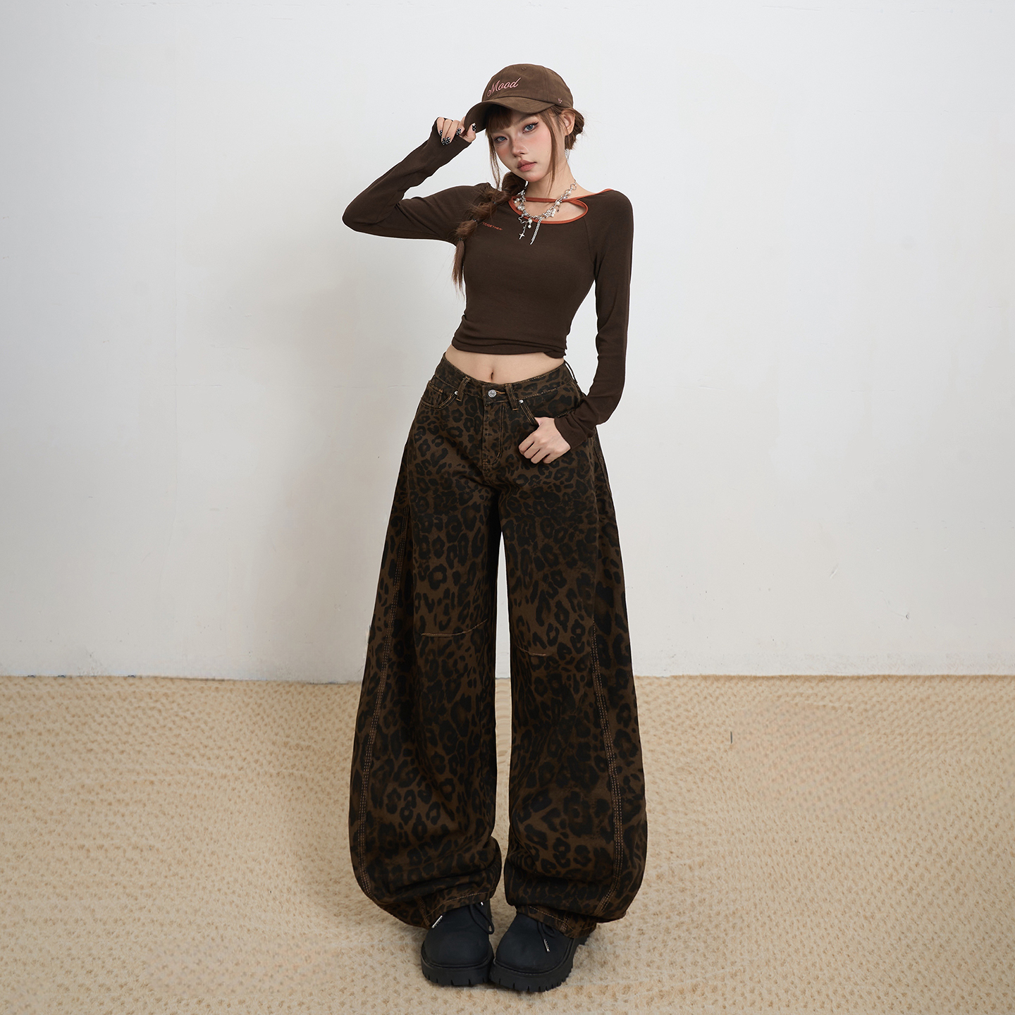 美式復古豹紋闊腿彎刀牛仔褲女秋季2025新款高腰顯瘦辣妹垂感褲子