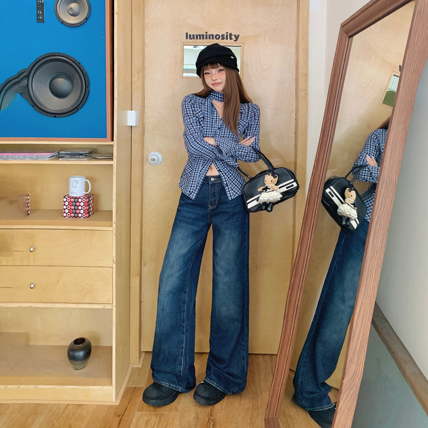 美式復古寬松顯瘦闊腿褲女2025秋冬季新款百搭毛邊垂感直筒牛仔褲