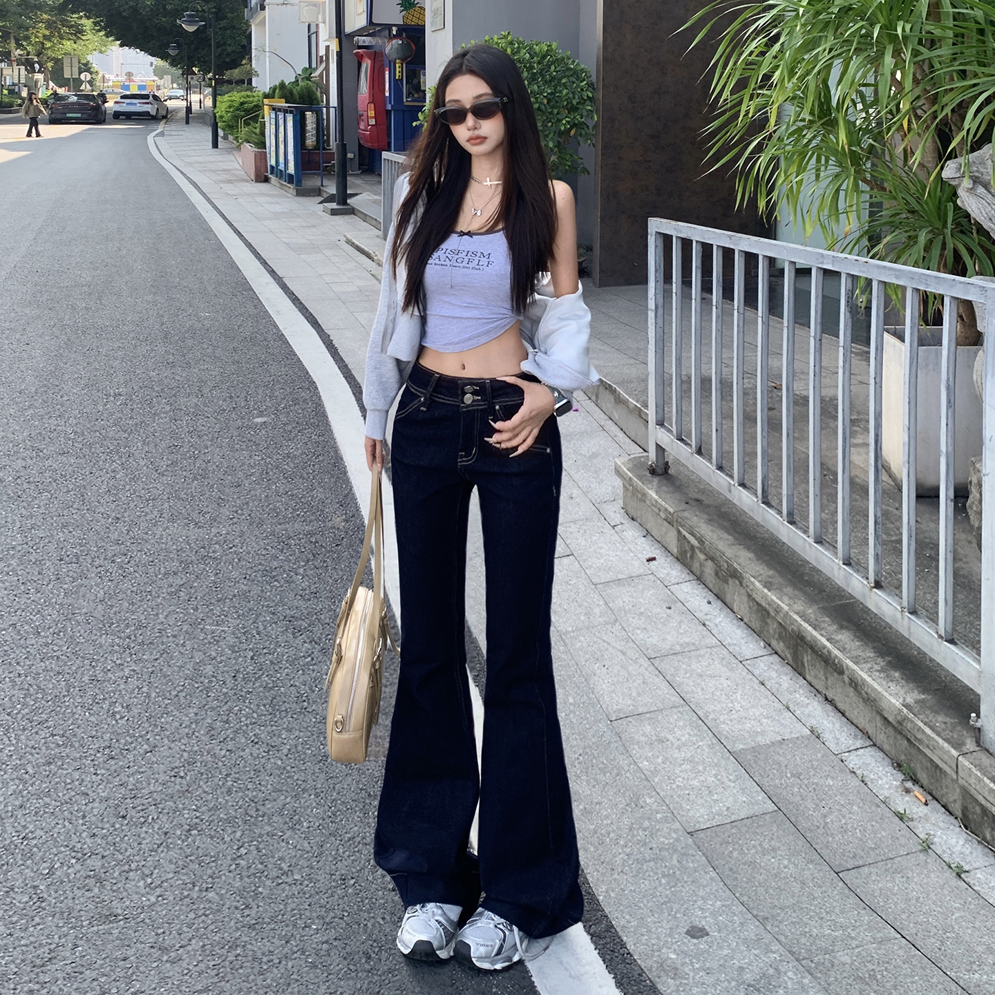 美式復古雙扣寬邊褲腳設計彈力微喇牛仔褲女新款辣妹百搭垂感長褲