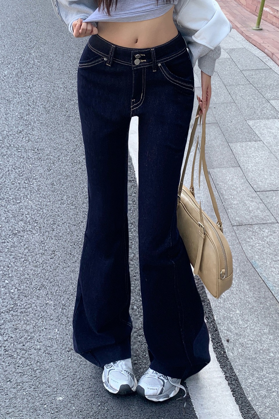 美式復古雙扣寬邊褲腳設計彈力微喇牛仔褲女新款辣妹百搭垂感長褲