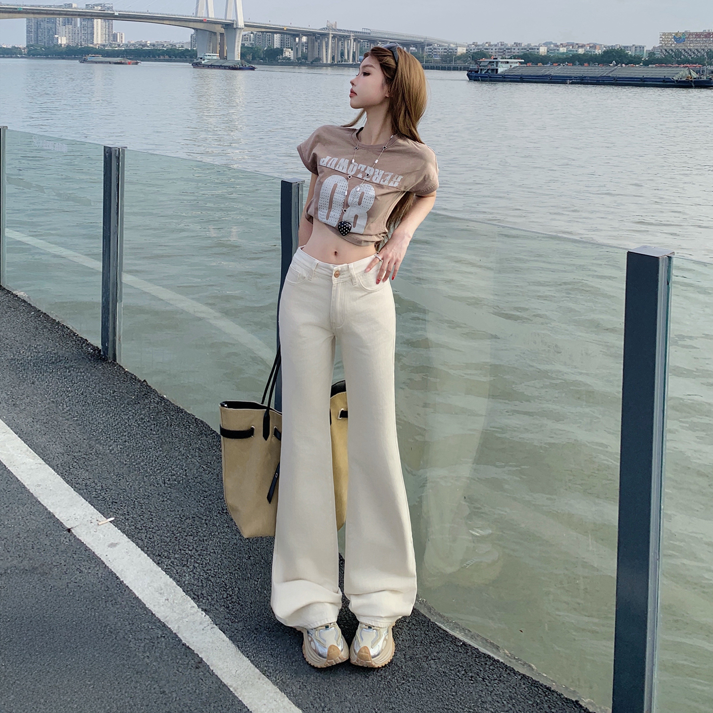 美式復古低腰辣妹修身喇叭褲女2026春夏新款百搭顯瘦彈力牛仔褲女