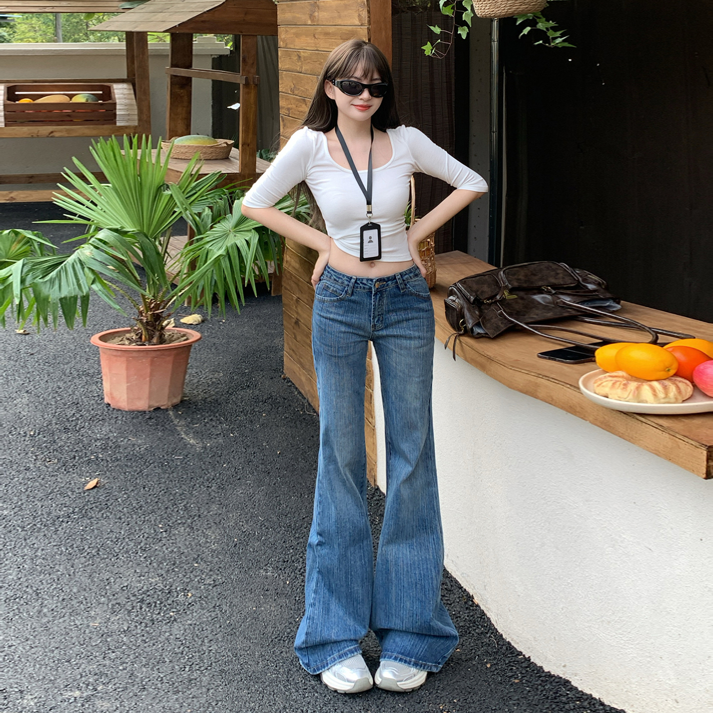 美式辣妹低腰牛仔褲女2026春季新款竹節紋深藍色直筒拖地喇叭褲子