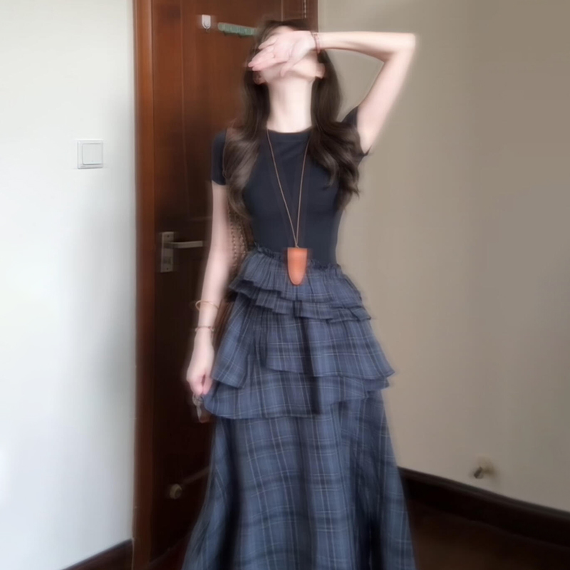 MY12612# 不规则短袖连衣裙子女夏季2025新款高级感法式气质收腰显瘦中长裙