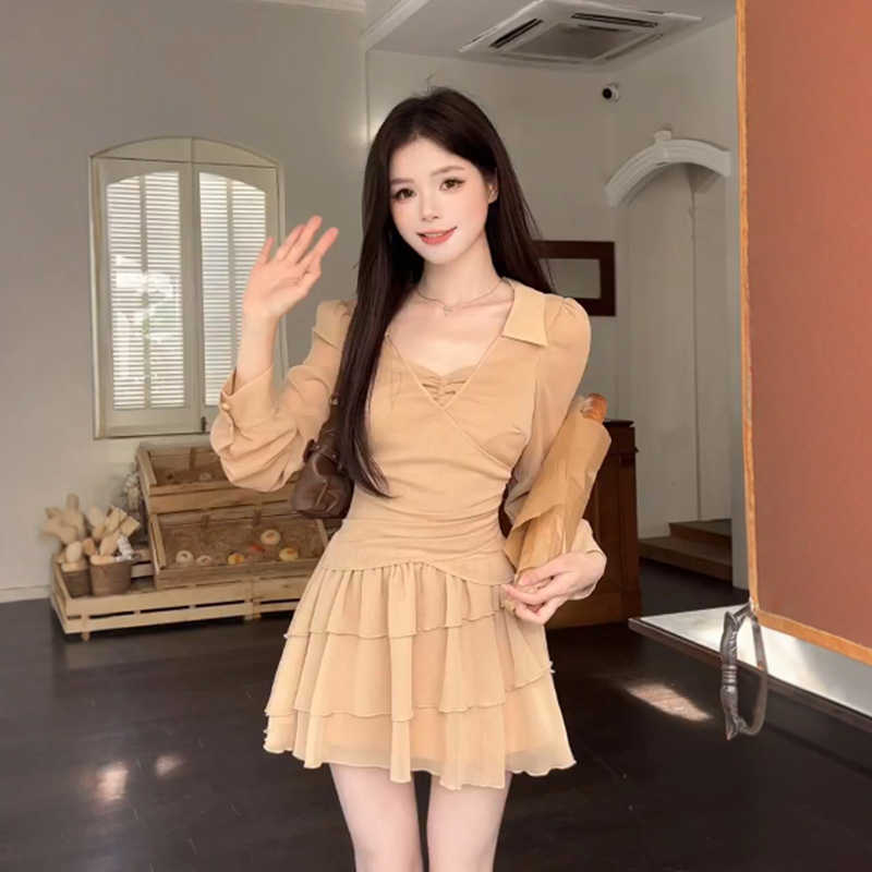 MY14948# 高级感法式复古v领长袖连衣裙新款收腰显瘦绝美蛋糕短裙子女...