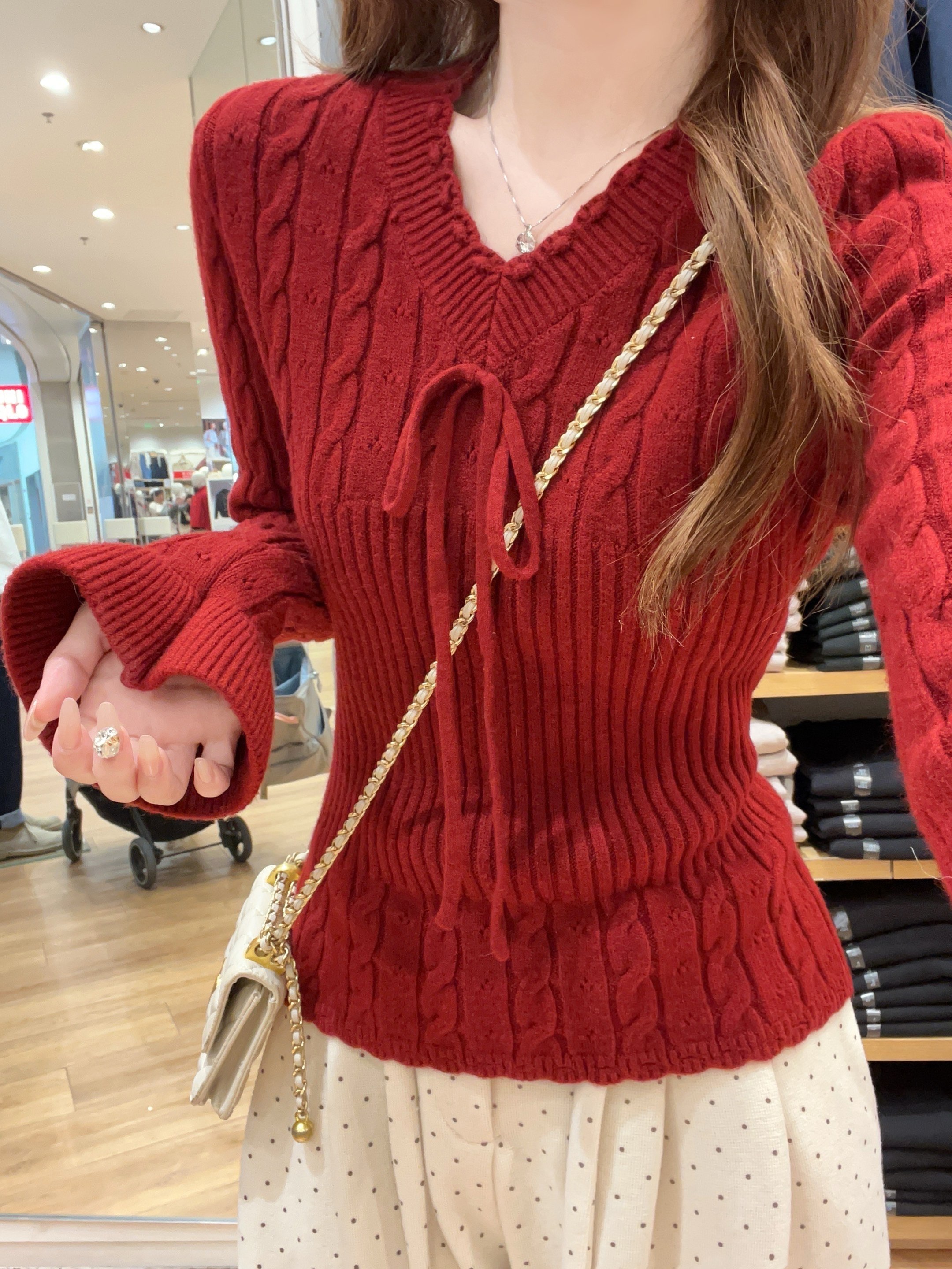 MY17492# 法式红色V领绑带喇叭袖针织衫新款收腰显瘦百搭毛衣上衣潮女裝貨源服裝批發