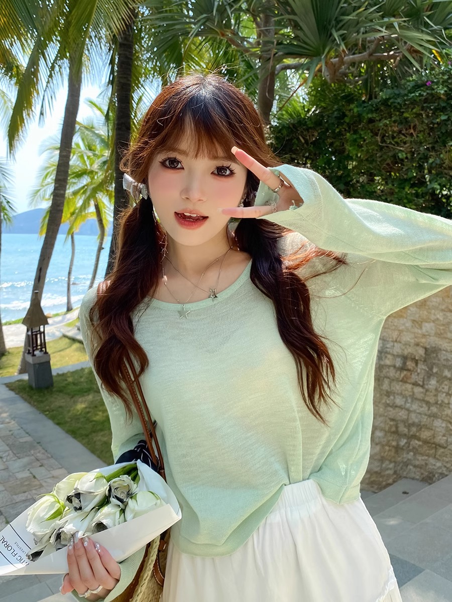 初夏防曬罩衫女夏日輕薄配吊帶的小外搭長袖短款針織上衣