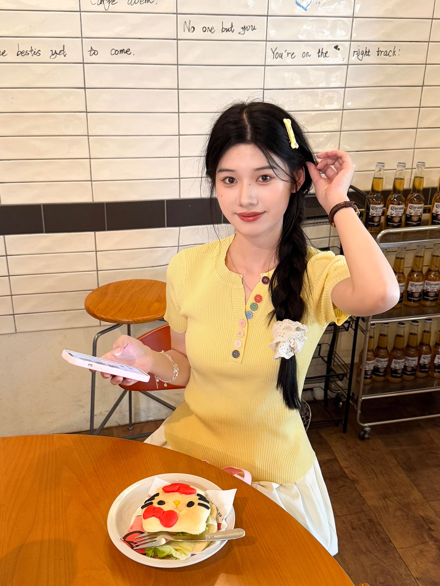 韓系黃色彩色紐扣正肩針織短袖女夏季漂亮別致修身顯瘦半開領上衣