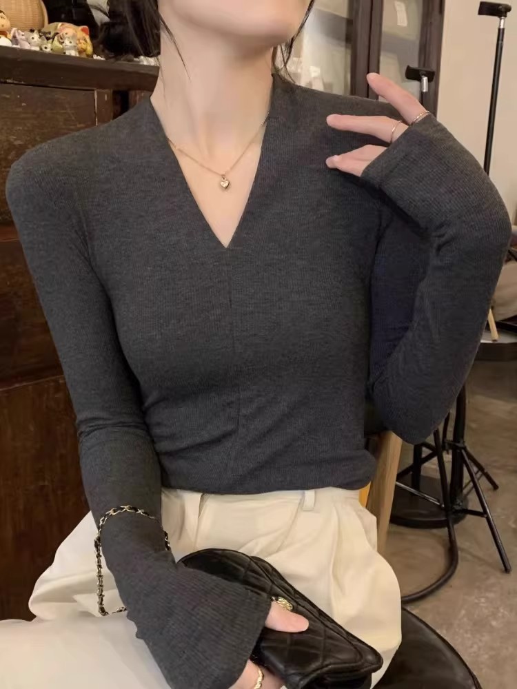 MY16300# 新款复古V领针织衫女内搭紧身性感打底衫设计感洋气上衣女裝...