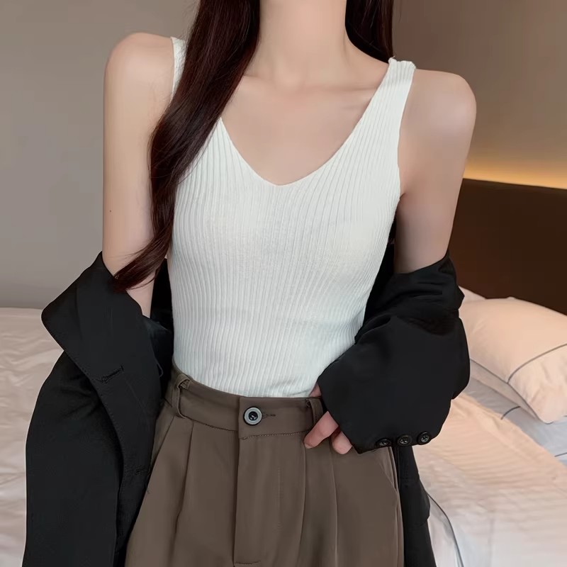 夏季性感v領打底無袖背心女外穿短款純欲內搭西裝針織小吊帶上衣
