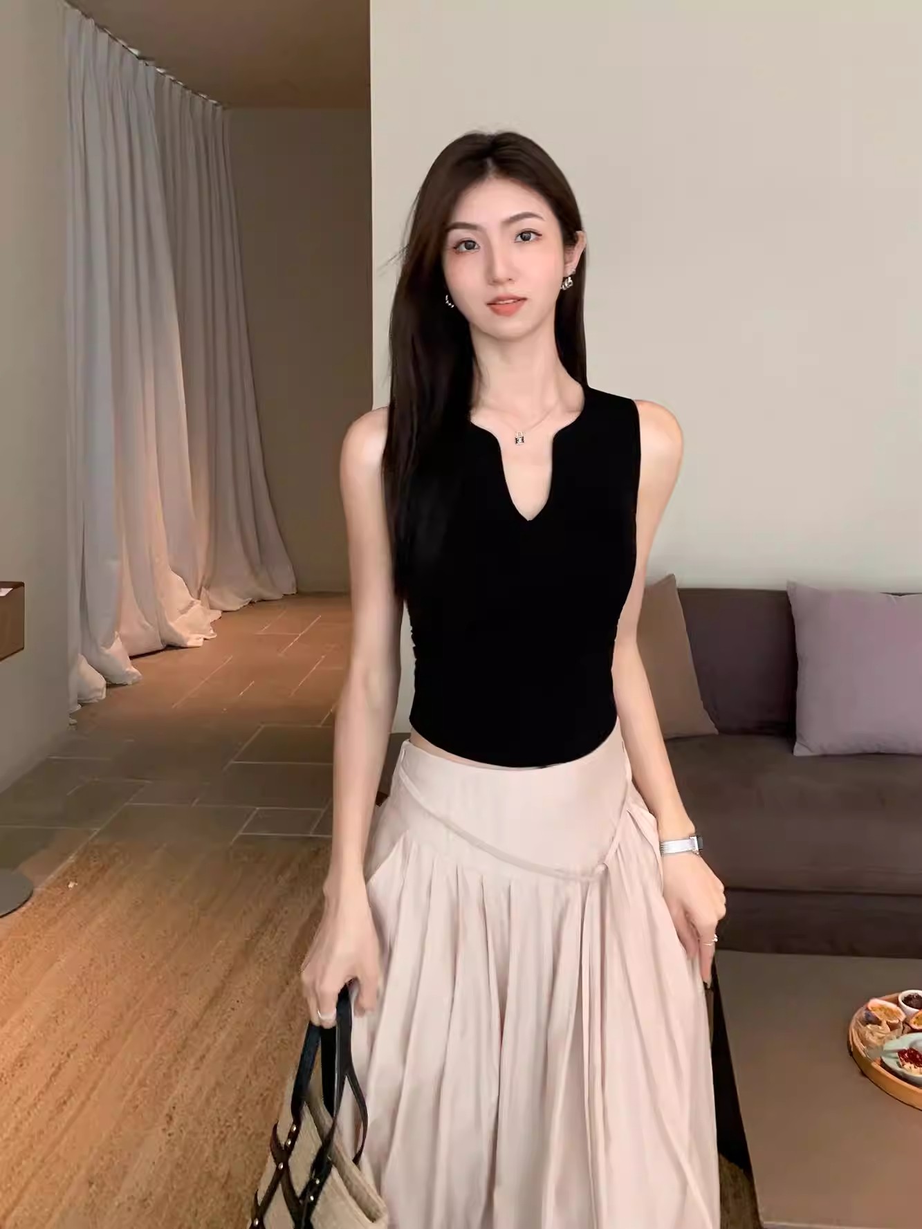 v領針織衫背心女設計感小眾修身短款褶皺別致百搭無袖上衣
