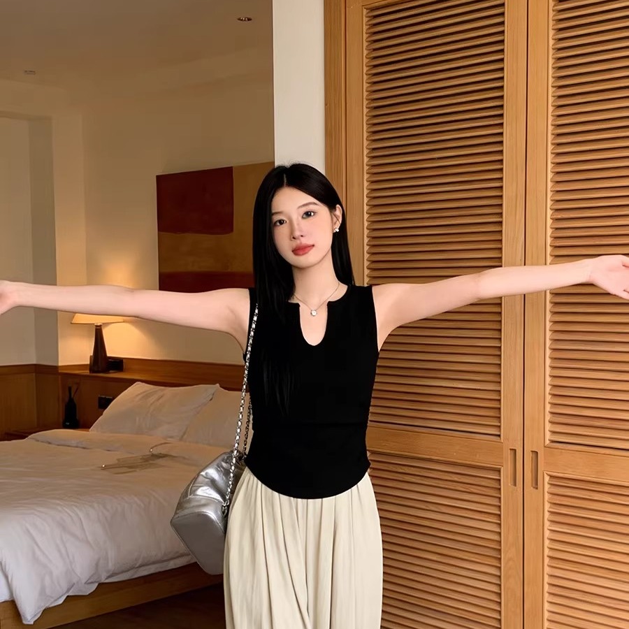 暗黑系辣妹設計感褶皺修身吊帶背心女夏季新款收腰修身短款上衣服