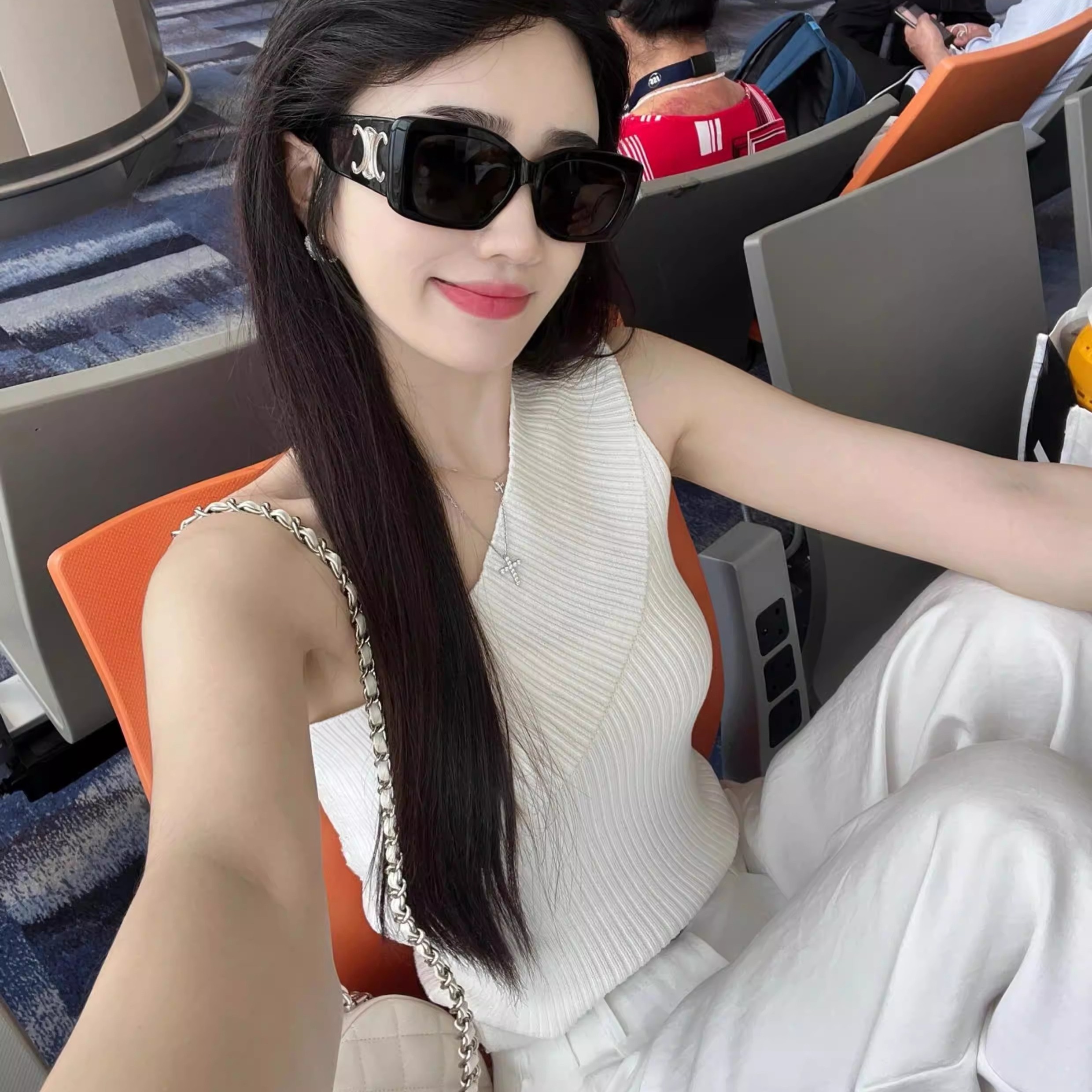 夏季獨特超好看不規則斜肩修身短款上衣設計感小眾白色無袖t恤女