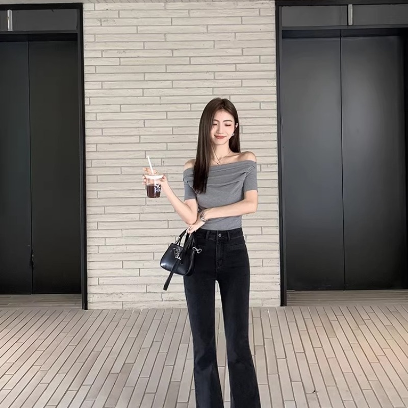 2026夏季新款一字肩上衣女短袖修身冷淡系設計感露肩性感針織衫