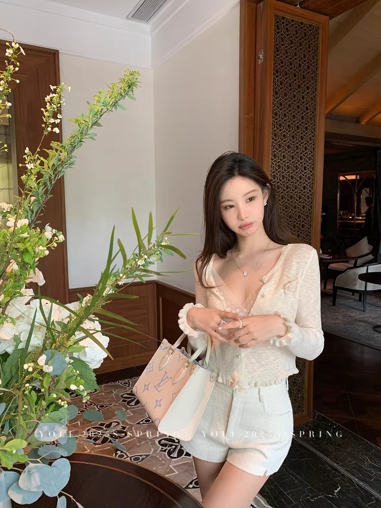 Luxe純欲交織碎花蕾絲吊帶背心氣質時尚簡約女針織衫開衫