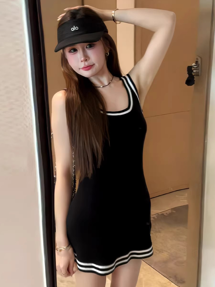 韓系時尚撞色條紋針織吊帶連衣裙女夏季新款小個子收腰顯瘦裙子