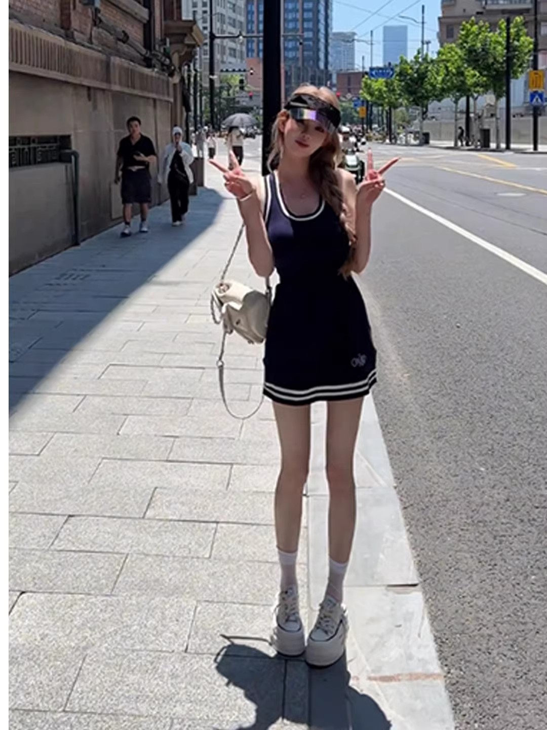 純欲風辣妹氣質修身撞色無袖連衣裙2026夏季新款針織背心短裙女裝