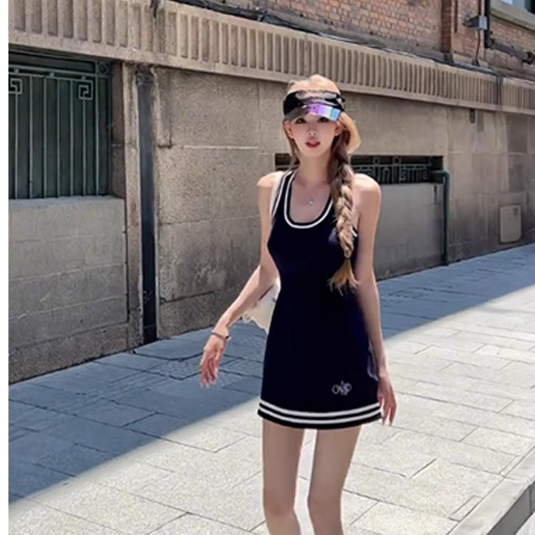 純欲風辣妹氣質修身撞色無袖連衣裙2026夏季新款針織背心短裙女裝