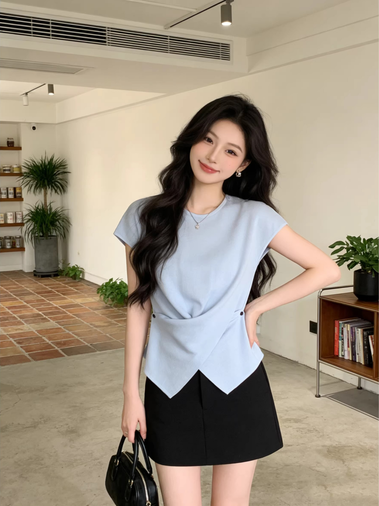 韓系chic松弛感奶藍色收腰褶皺針織衫女不規則下擺顯瘦設計感上衣