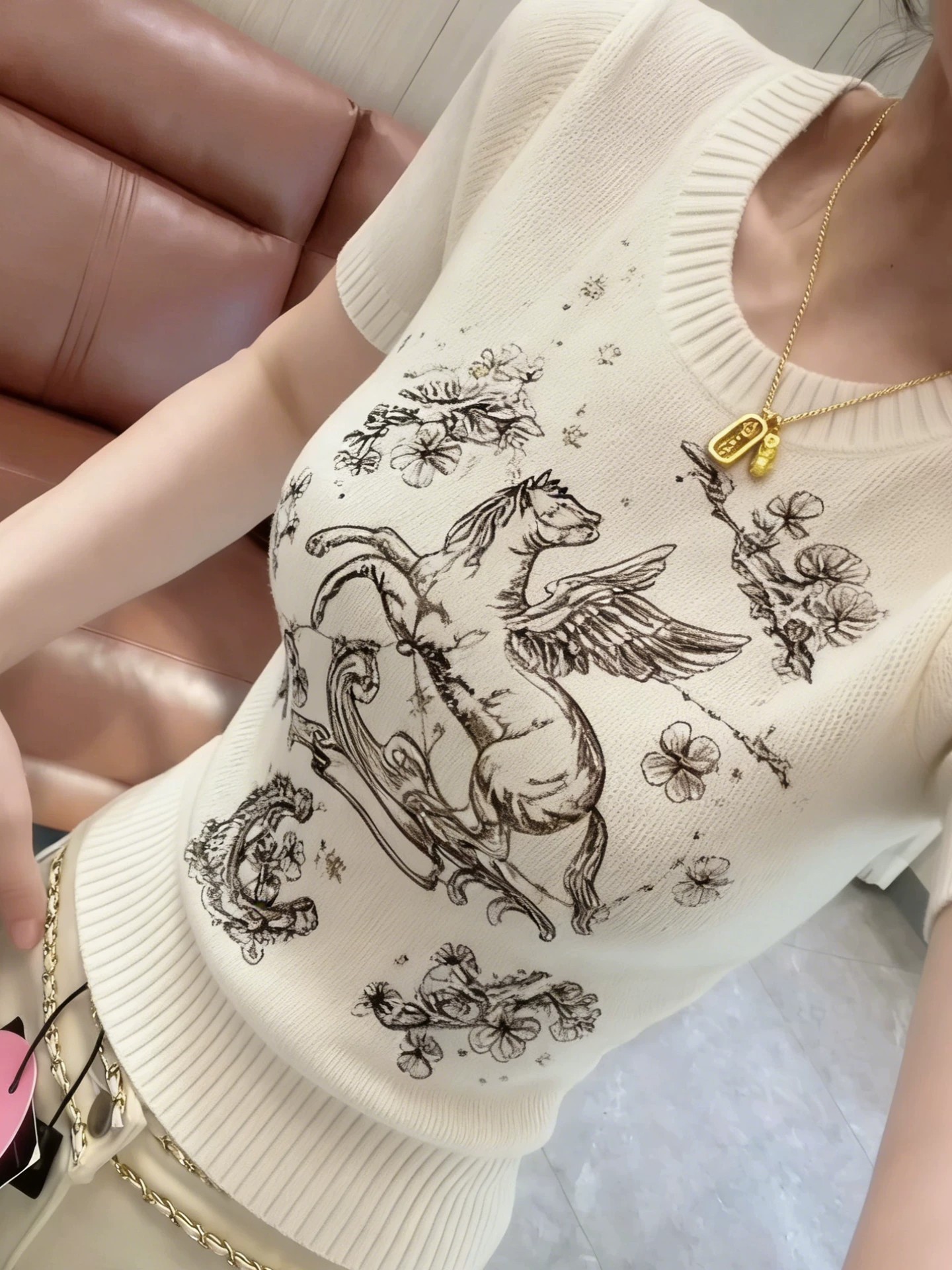 歐貨小馬圖案軟糯冰絲短袖針織衫女夏季新款時尚高級感超好看上衣