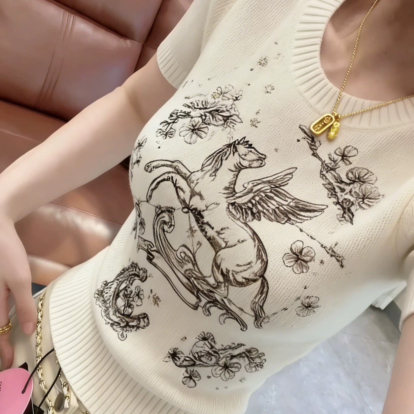 歐貨小馬圖案軟糯冰絲短袖針織衫女夏季新款時尚高級感超好看上衣