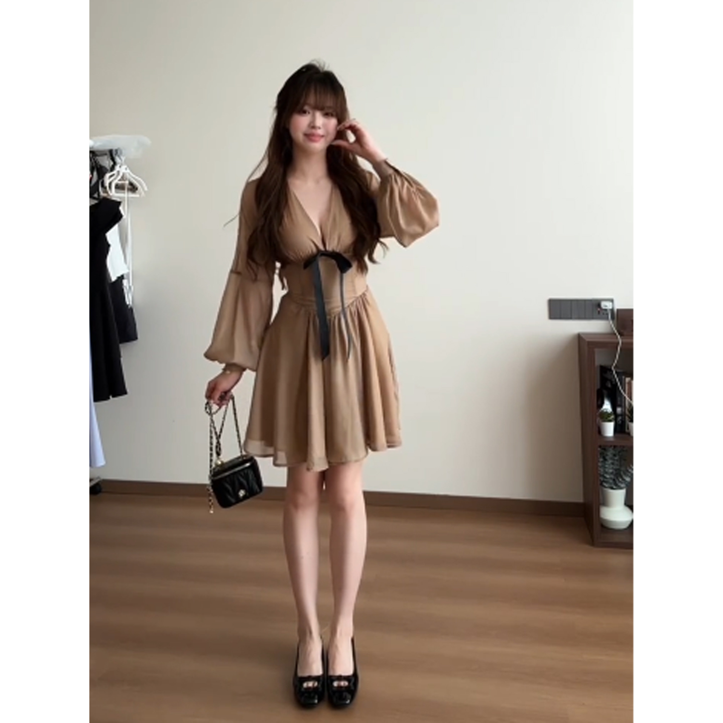 MY14434# 法式复古棕色V领雪纺长袖连衣裙女夏季高级感气质收腰显瘦A字短裙女裝貨源服裝批發