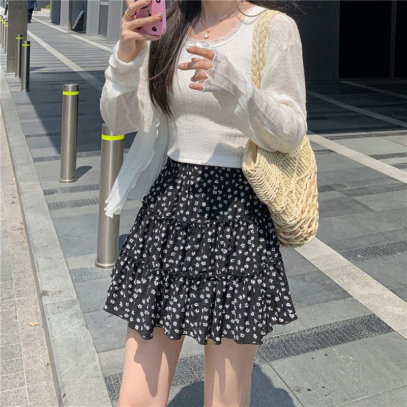實拍韓系黑色碎花短裙女夏季新款蛋糕裙半裙小個子a字裙子半身裙