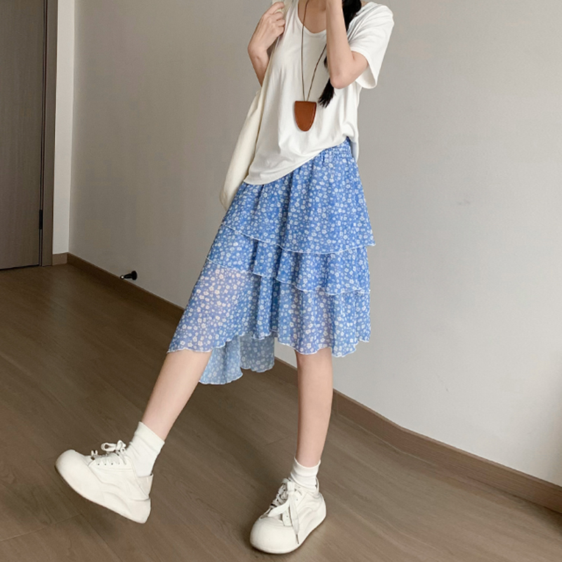 實拍藍色碎花A字半身裙女夏韓系不規則百搭顯瘦松緊腰蓬蓬中長裙