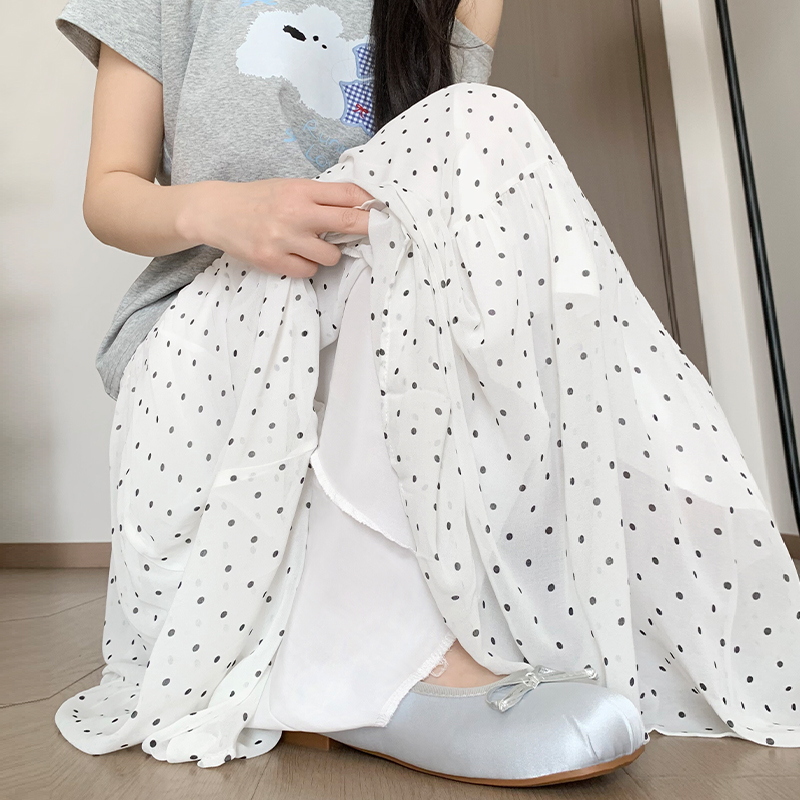 實拍2026新款波點半身裙女夏a字裙梨型身材遮胯顯瘦高腰中長裙子