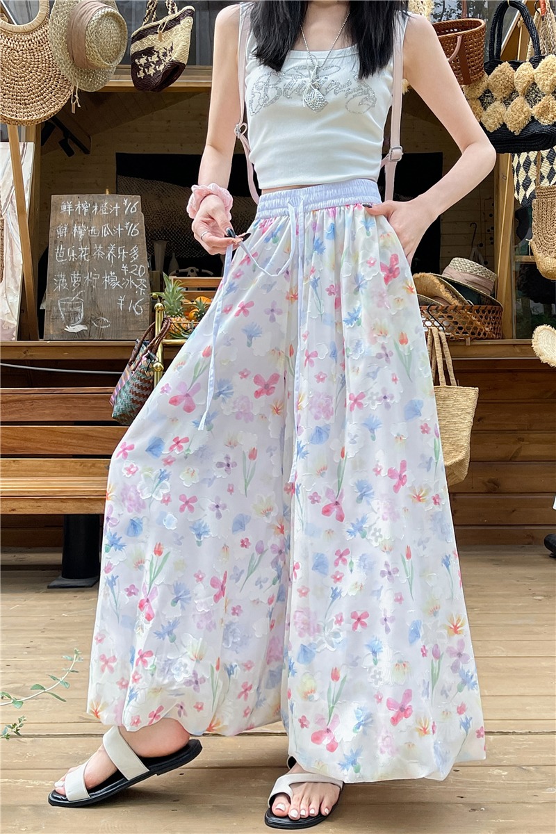 實拍碎花花苞裙褲女夏季2026新款小個子寬松冰絲涼涼闊腿蓬蓬褲裙