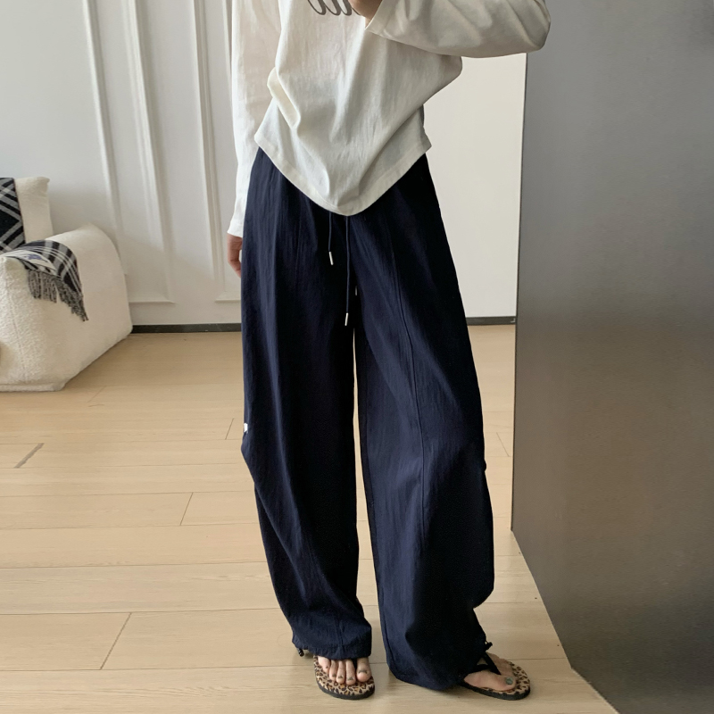 實拍白色刺繡速干工裝褲女2026夏季薄款美式高腰垂感運動闊腿褲子