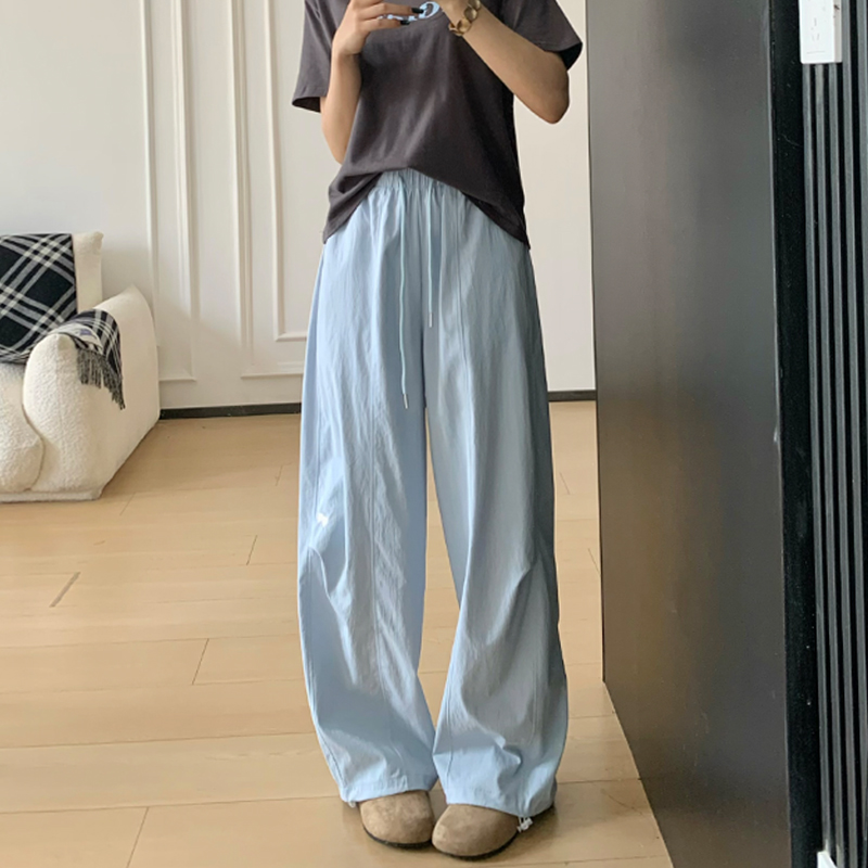 實拍白色刺繡速干工裝褲女2026夏季薄款美式高腰垂感運動闊腿褲子